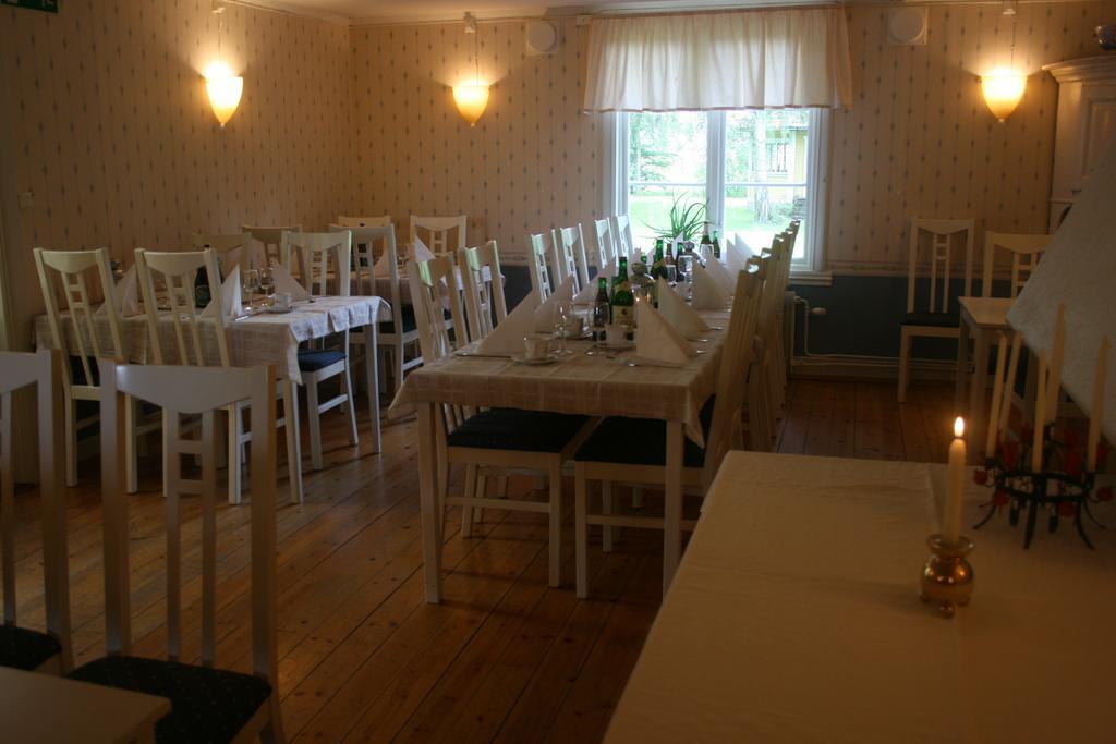 Broby Gard Hotel Märsta Buitenkant foto